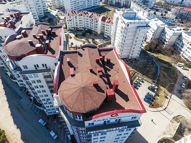Красный Красный